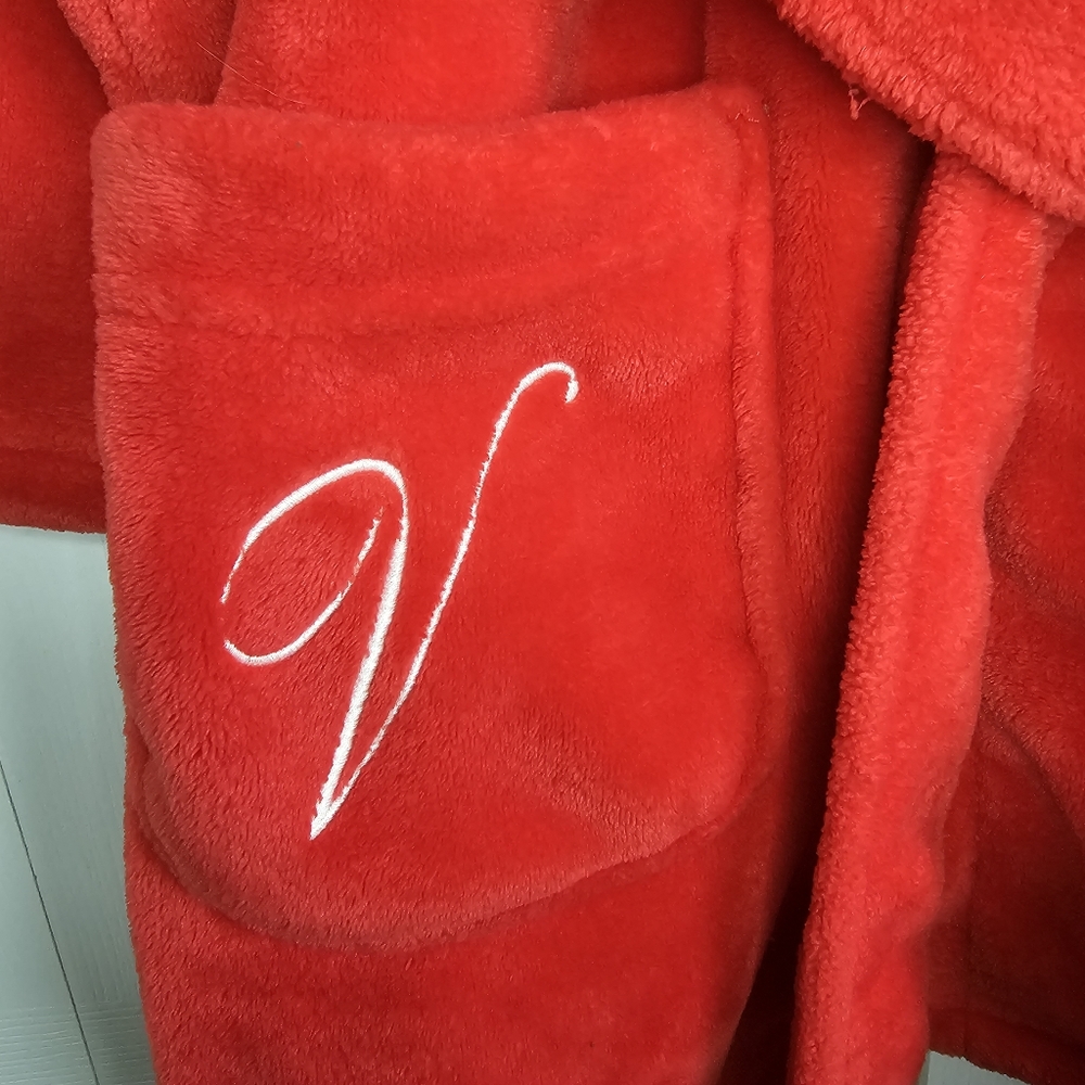 Victoria's Secret Red Fleece Robe Sz M/L - Picture 2 of 8